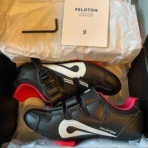 Peloton Indoor Cycling Shoes w/ Clips- Size 7